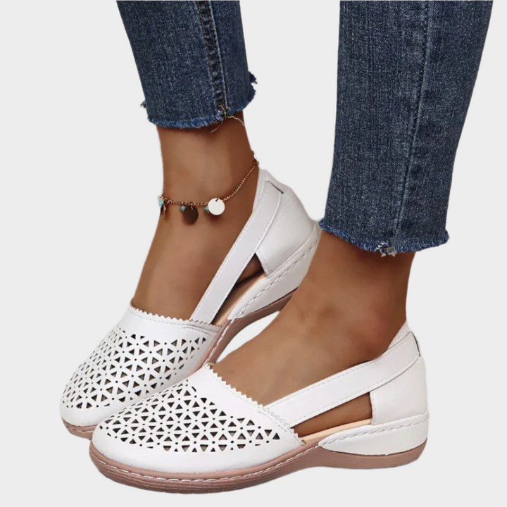 Anatomical Synthetic Ballerinas with Cutouts and Strap