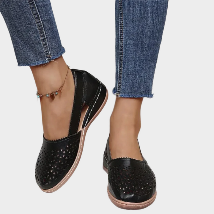 Anatomical Synthetic Ballerinas with Cutouts and Strap