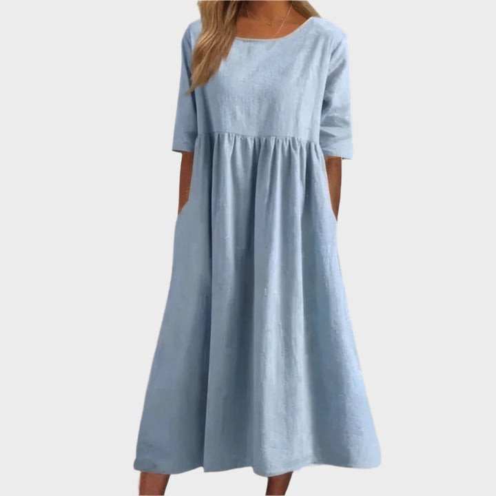 Lined Dress with Short Sleeves and Airy Silhouette