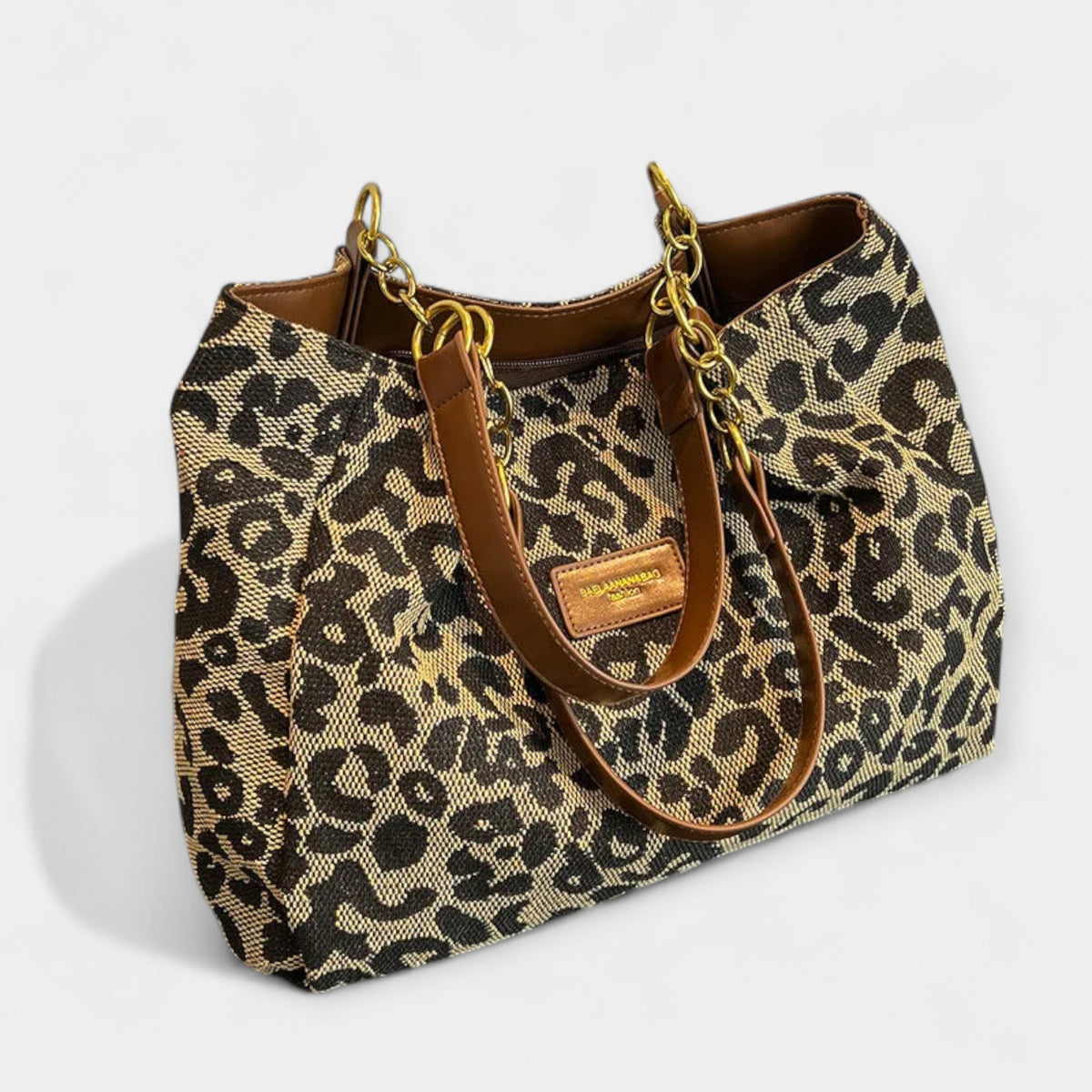 Shoulder bag with animal print
