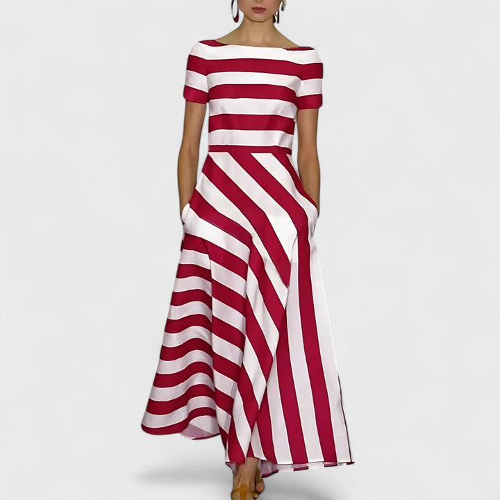 Emma – Lightweight and airy dress with thin stripes