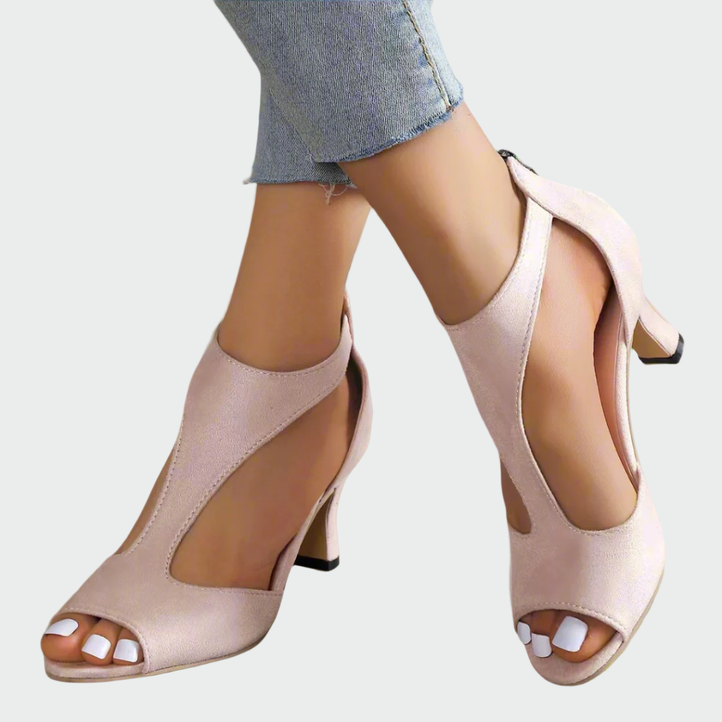 Heeled Sandal with Curved Cut