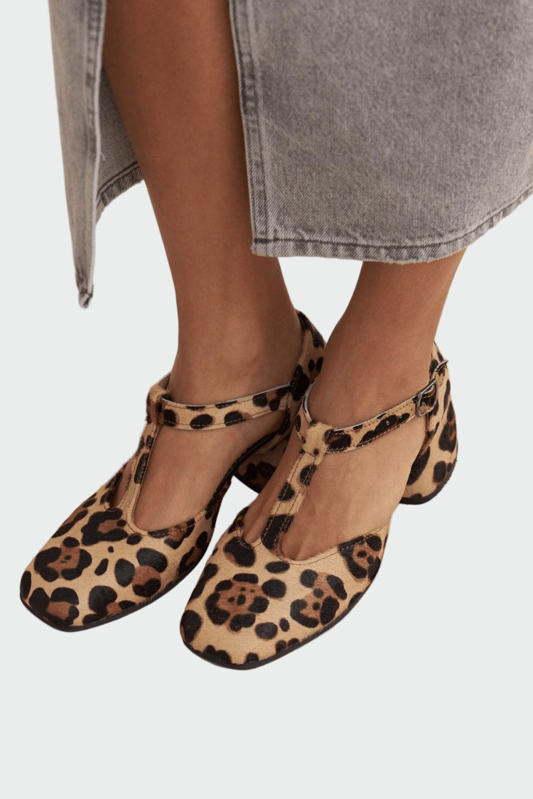 Shoes with T-Strap and Animal Print