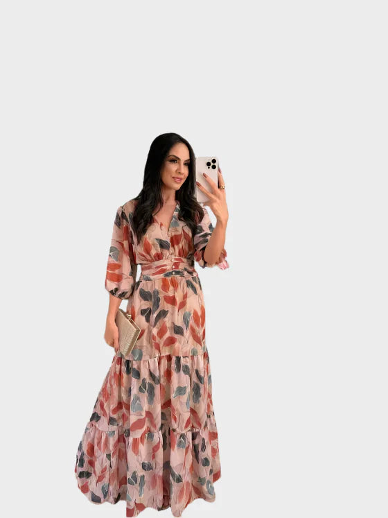 Long Dress with Floral Design and Comfortable Silhouette for Elegant Days