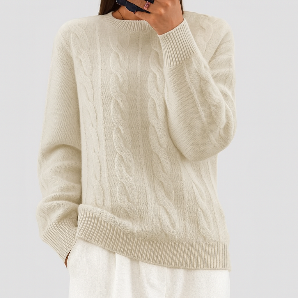 Angelika - Classic Sweater in Warm Knit