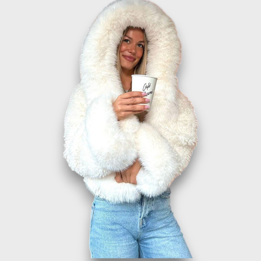 Noeline – Short Faux Fur Jacket with Hood
