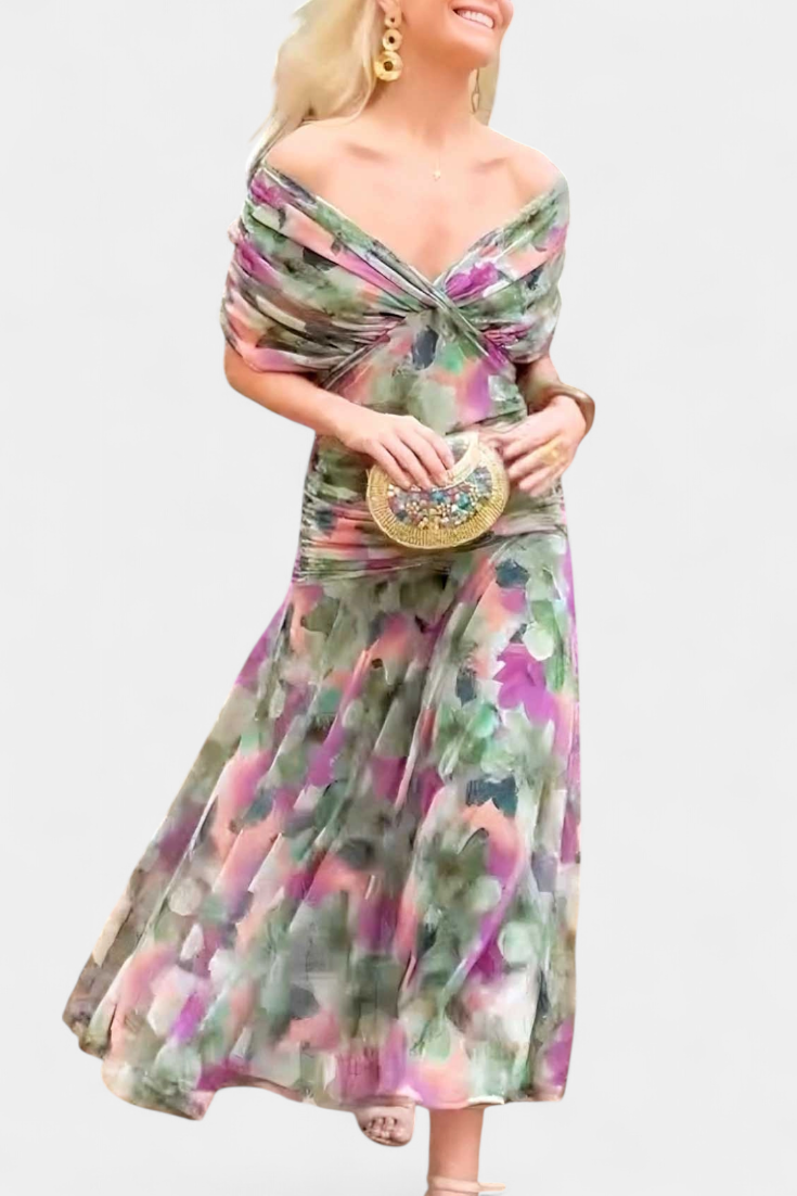 Lang Flower Dress with V-Neck and Romantic Elegance