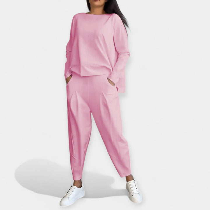 Composition with Long Sleeves