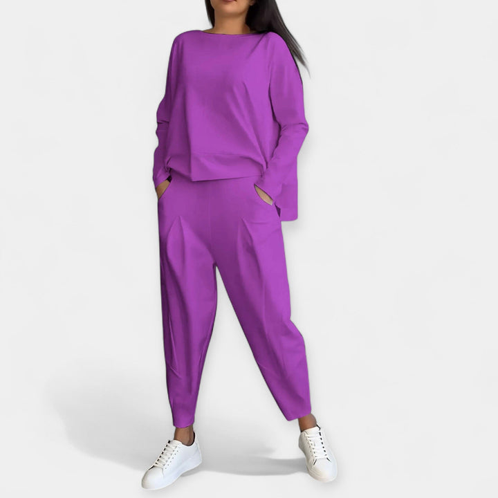 Composition with Long Sleeves