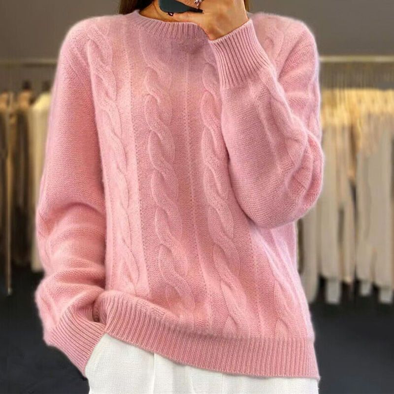 Angelika - Classic Sweater in Warm Knit